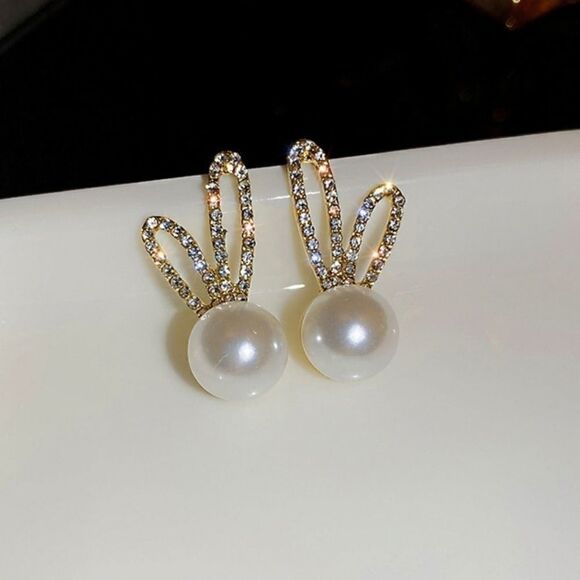 NEW PEARL & CUBIC ZIRCONIA BUNNY EASTER STUD EARRINGS - Picture 1 of 8